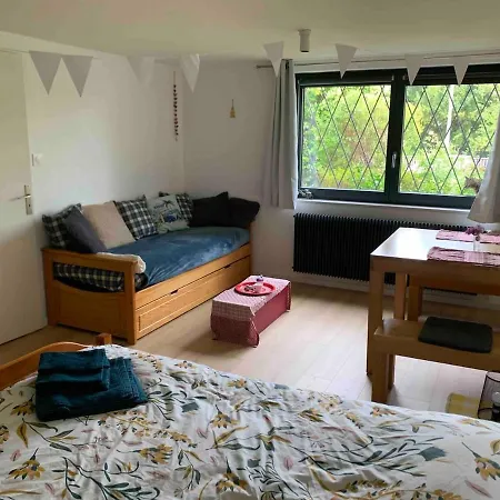 Espace Prive Dans Un Parc Arbore Apartamento